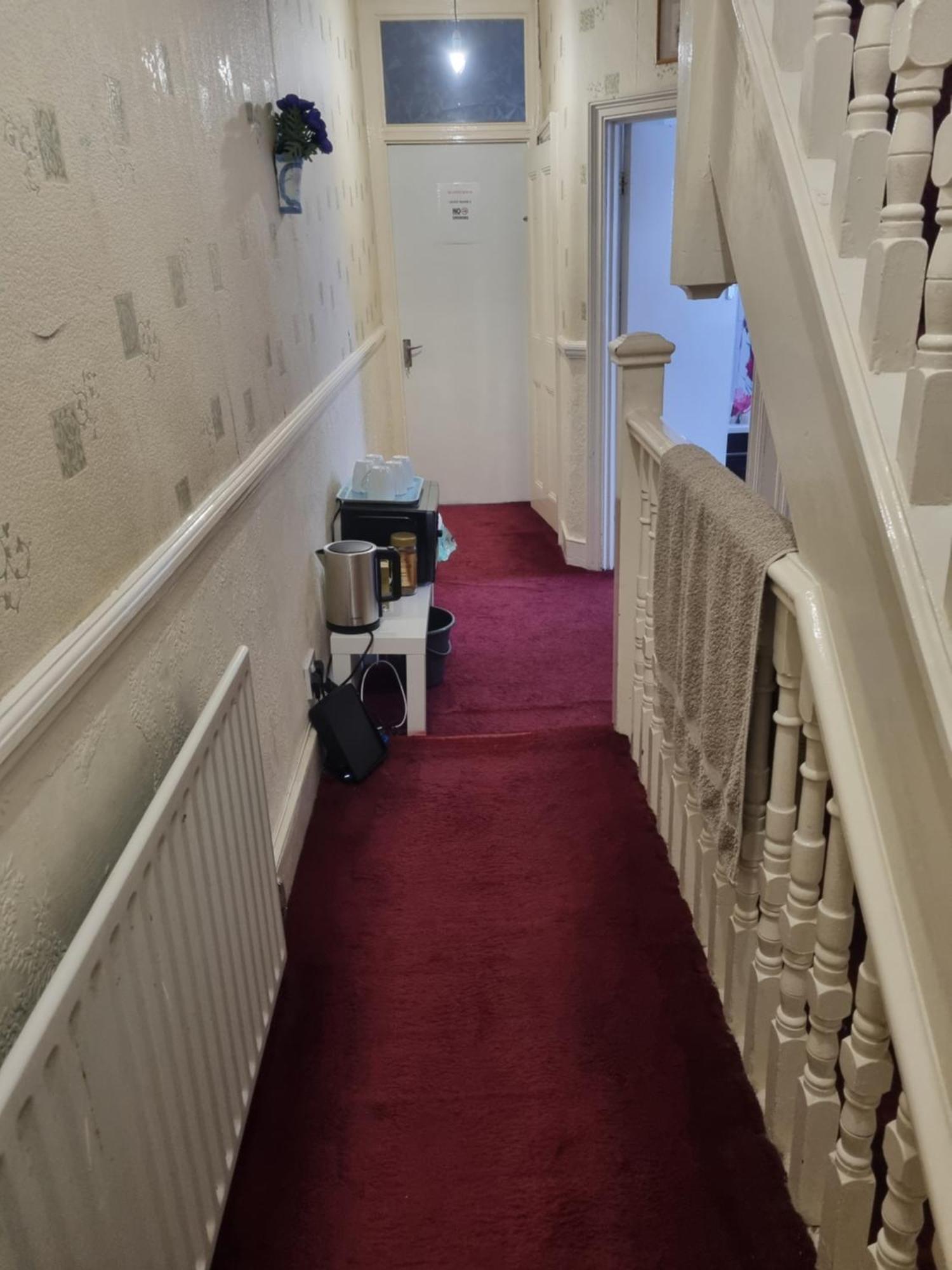 Private In Croydon London Homestay