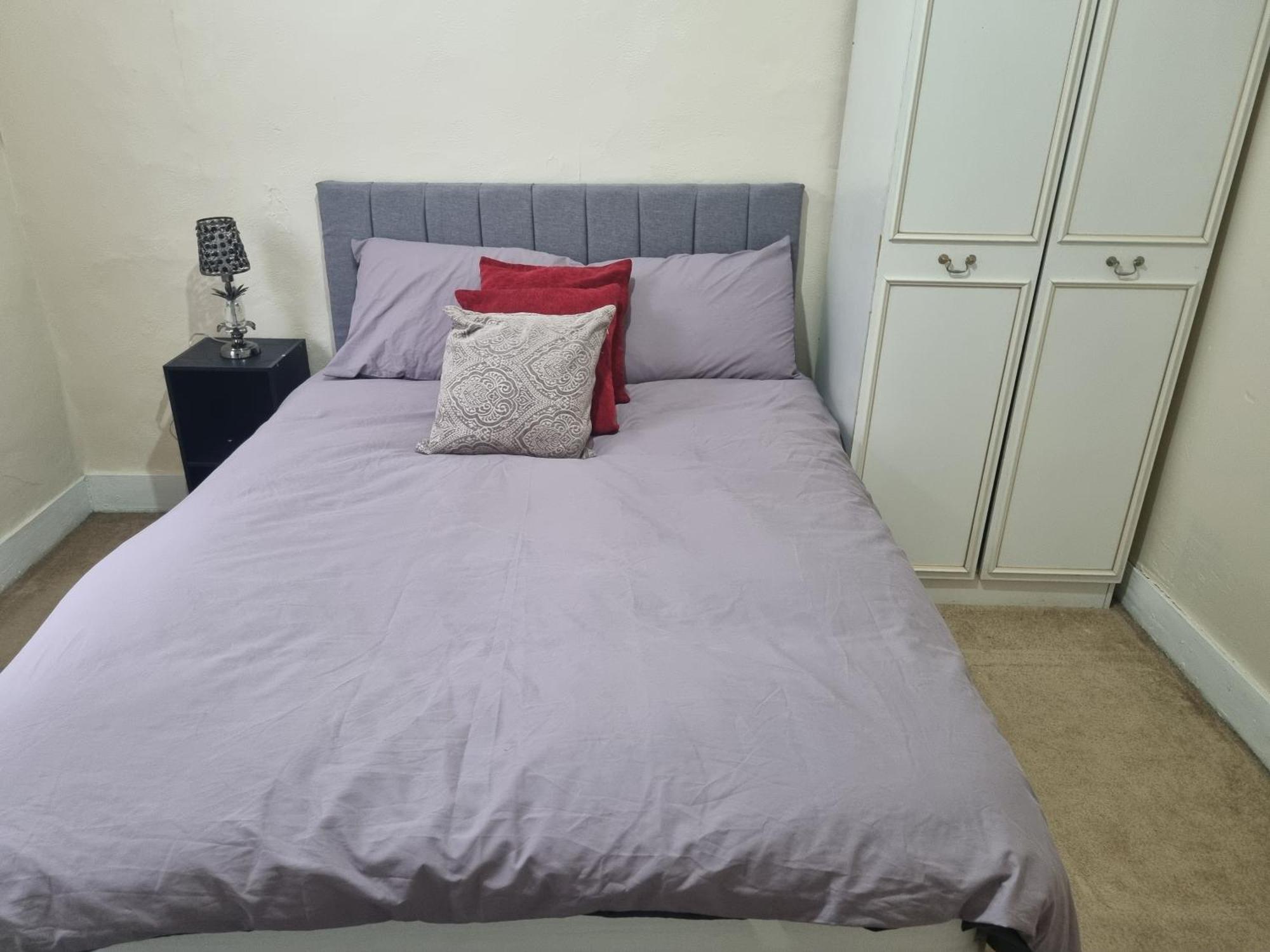Private In Croydon London Thornton Heath
